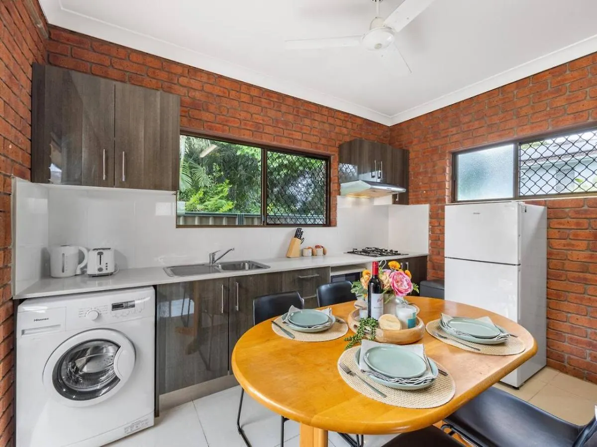 1 Bedroom Comfy Unit Sleep Close To Mall And Bus Brisbane 0*,